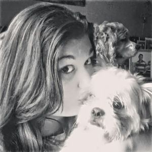 Meet your Posher, Desi